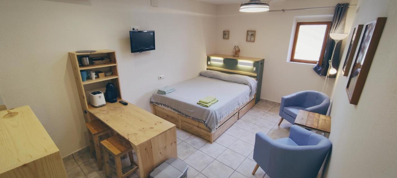 شقة La Casa Al Roura سانت مارتي دي إمبوريس المظهر الخارجي الصورة